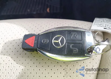 2016 Mercedes-Benz C 300 4Matic/Luxury 4Matic/Sport 4Matic from USA, damaged, VIN 55SWF4KB5GU133443